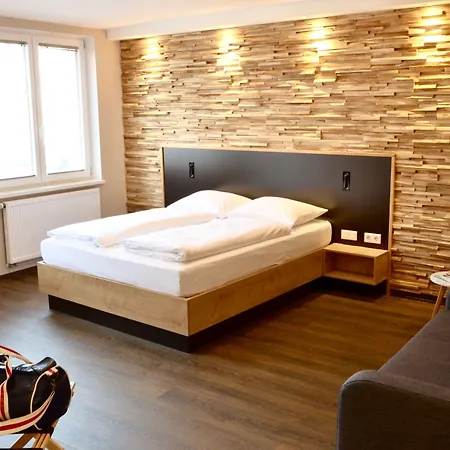 Hotel Five-2